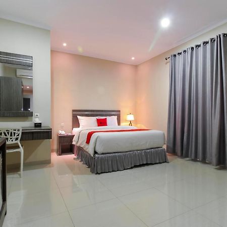 Reddoorz Plus Syariah @ Jalan Sriwijaya Medan Kültér fotó